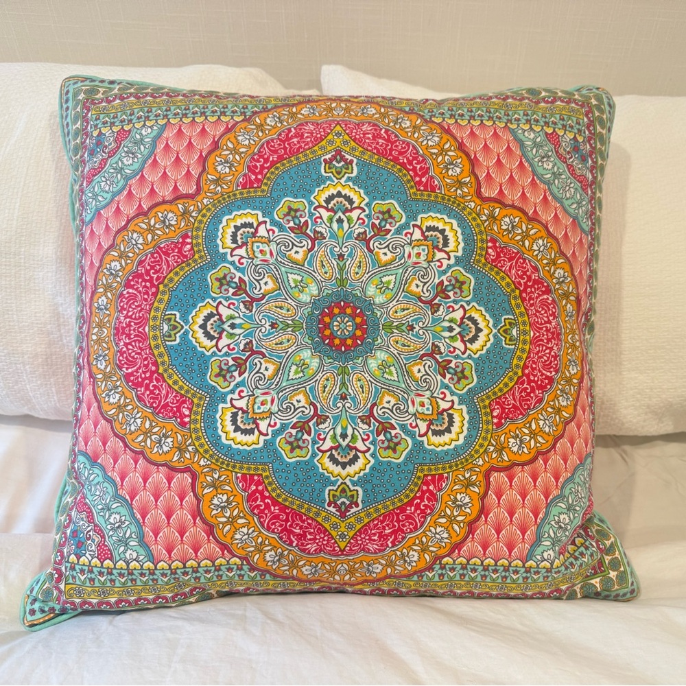 Lúcida 100% cotton colorful medallion print 22” x 22”.